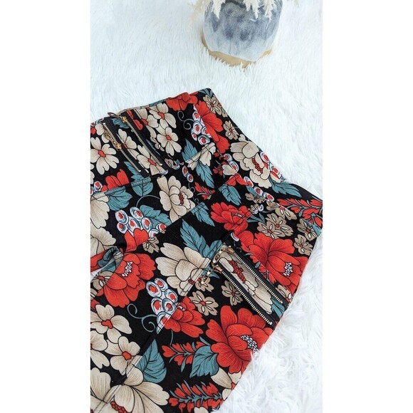 Floral Print Size S/M - Picture 2 of 11